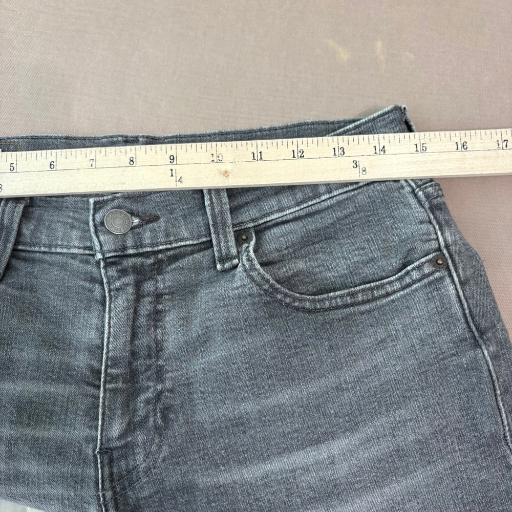 Levi's Jeans Mens 29x32 Black Washed 502 Regular Taper Premium Denim Faded Pants - Picture 13 of 13